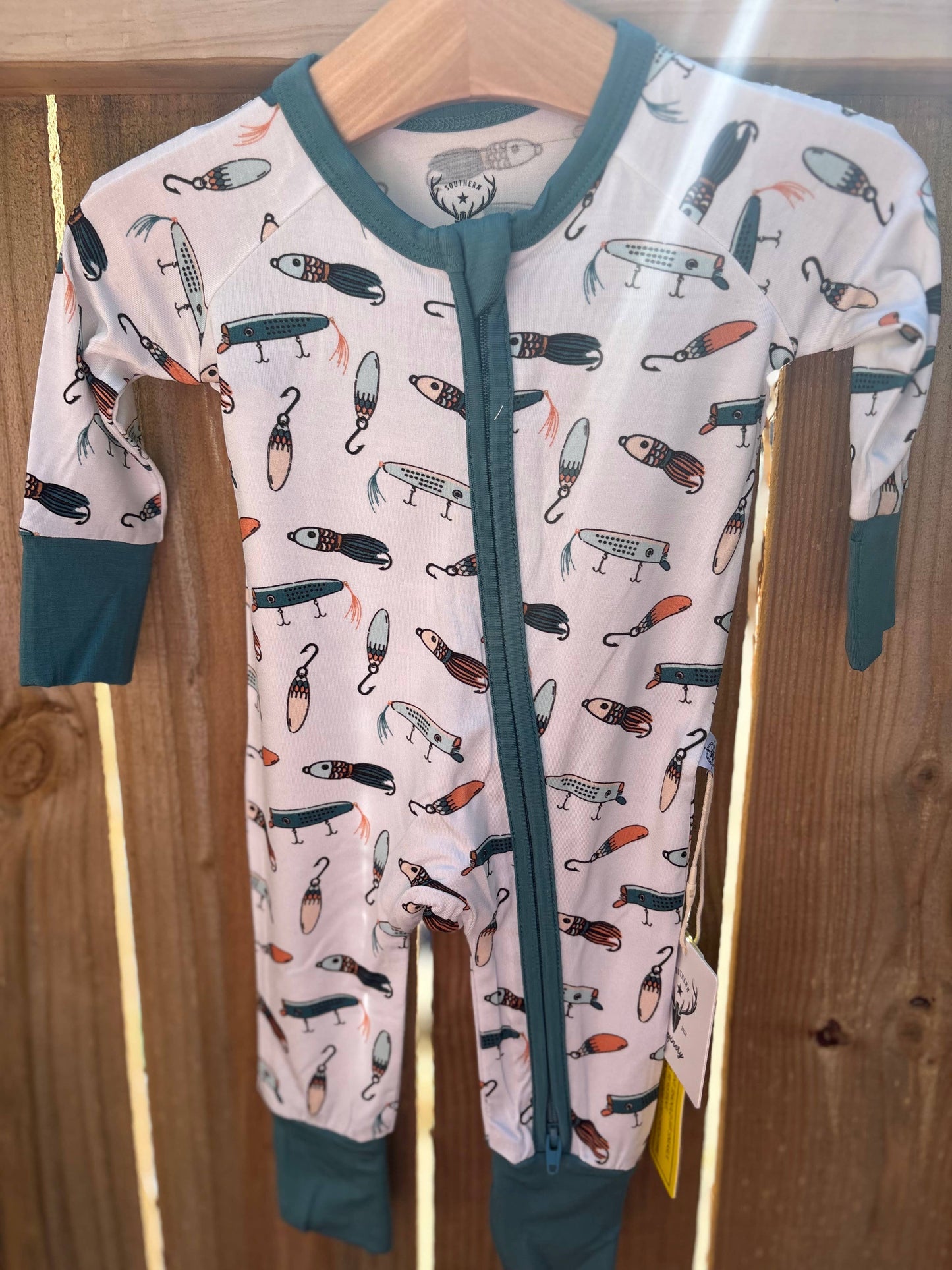 Kids summer clothing summer pajamas fishing bamboo pj's: 3t two piece