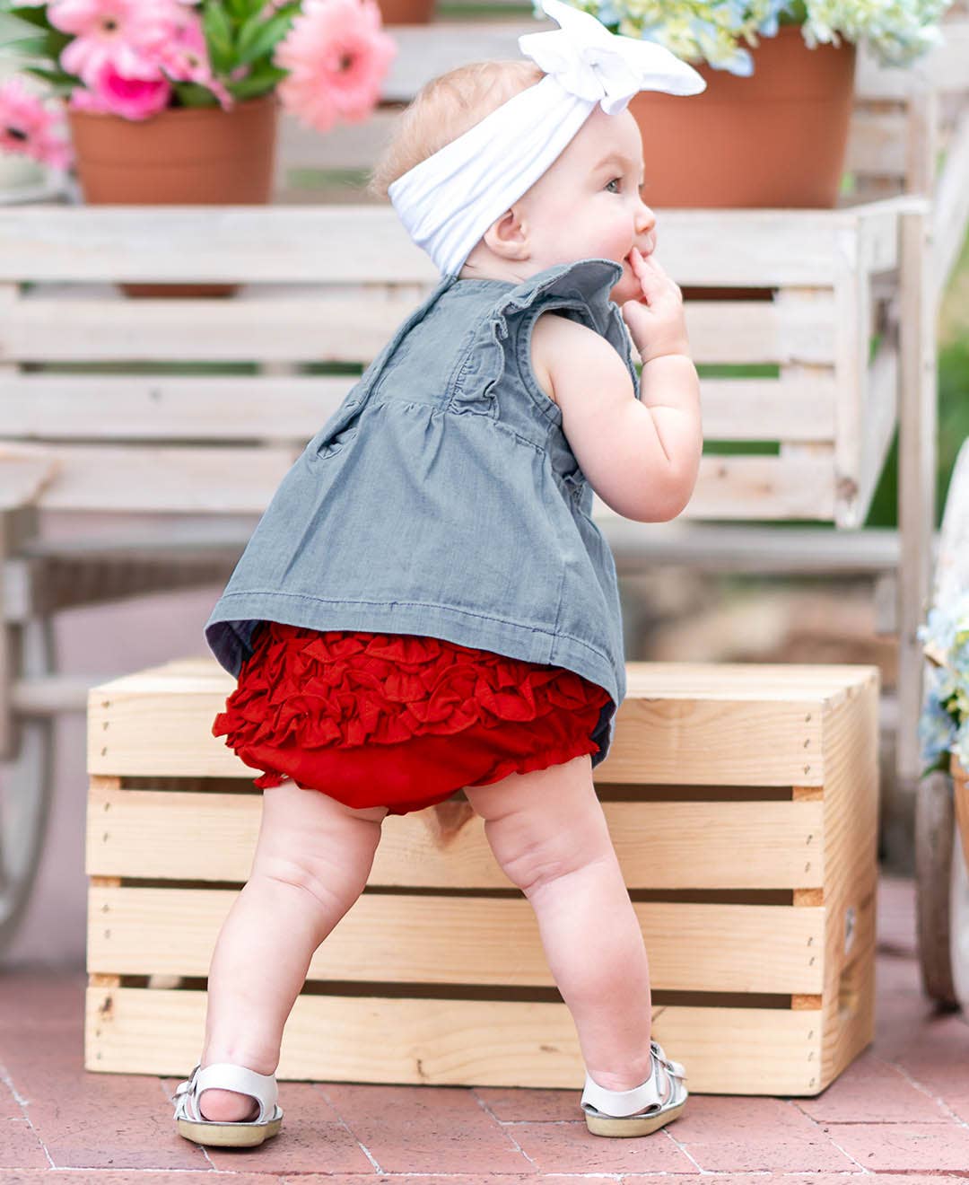 Baby Girls Red Woven RuffleButt Bloomer: Red