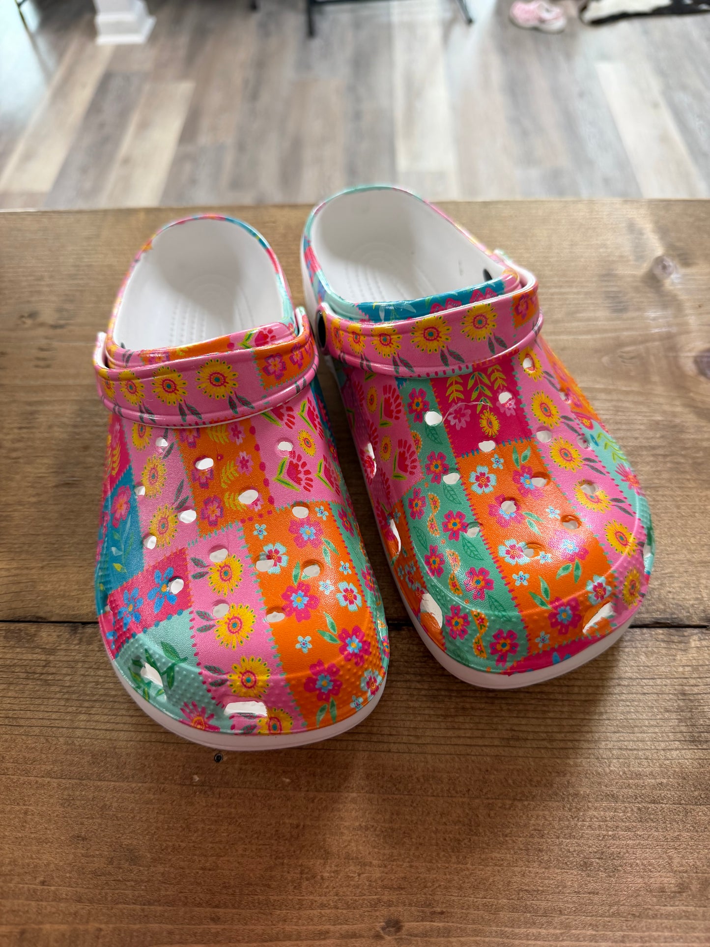 Ladies Floral Clogs