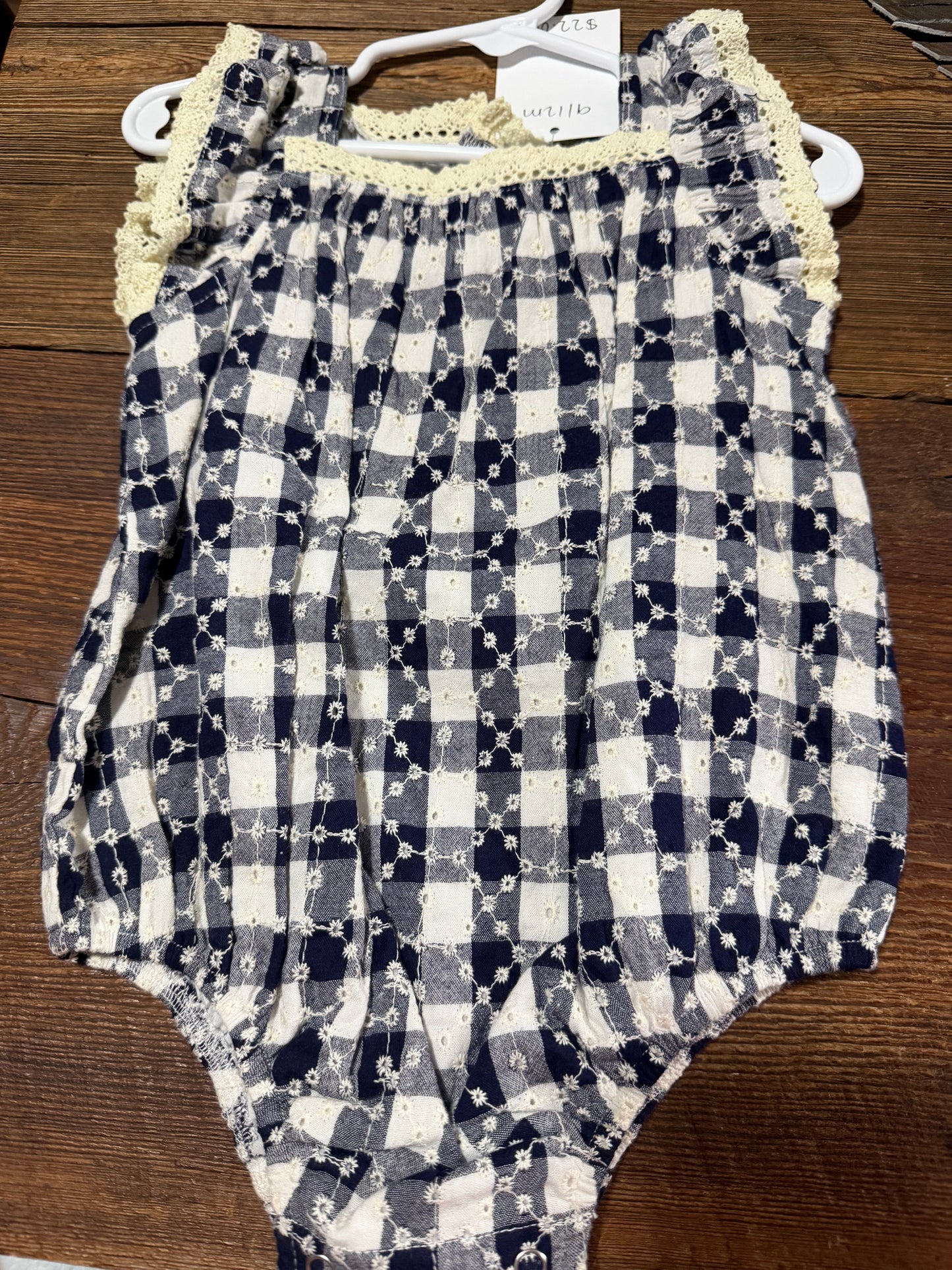 Navy/Cream Vignette Lace Bubble