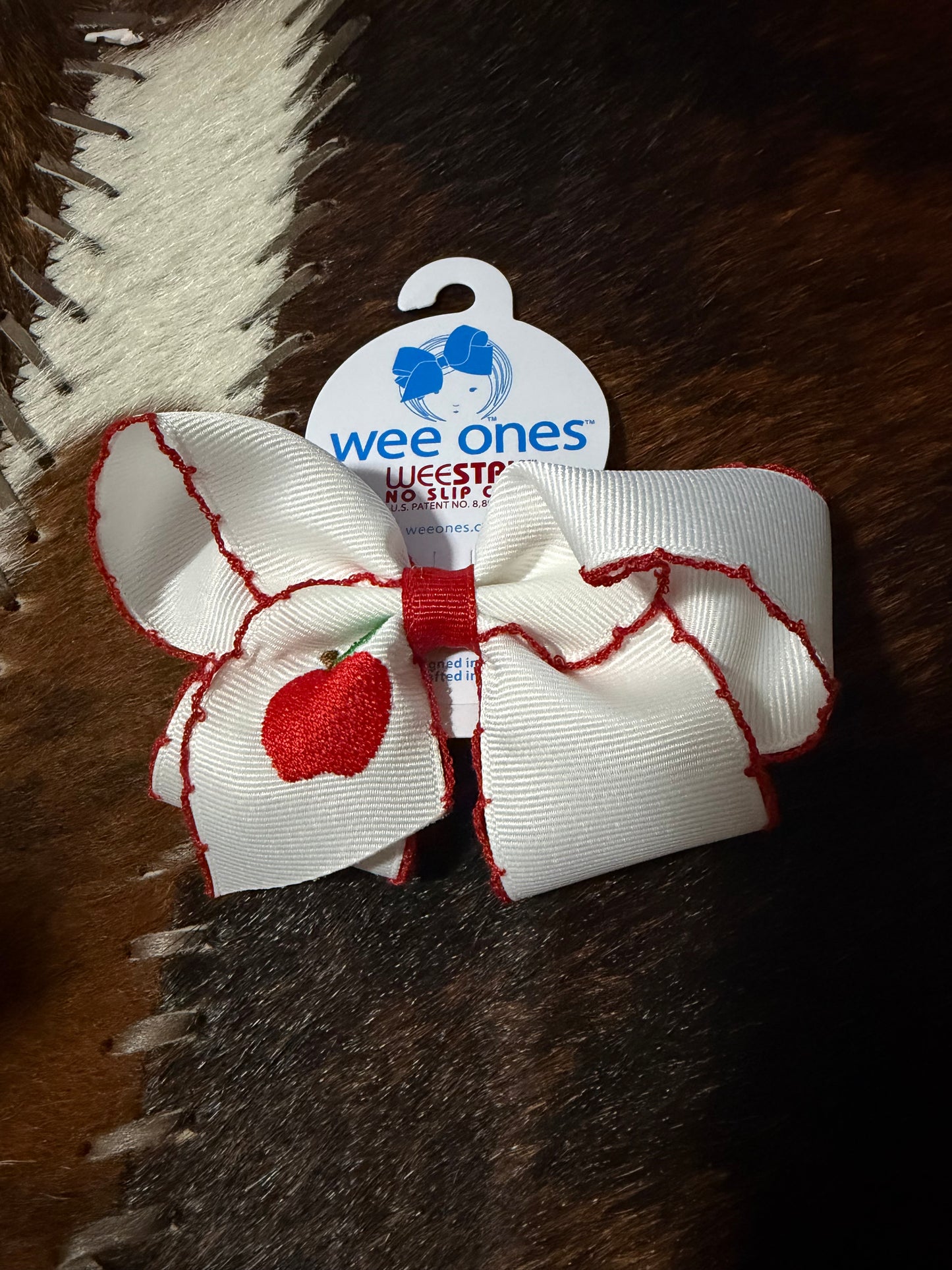Medium Apple Moonstitch Wee Ones